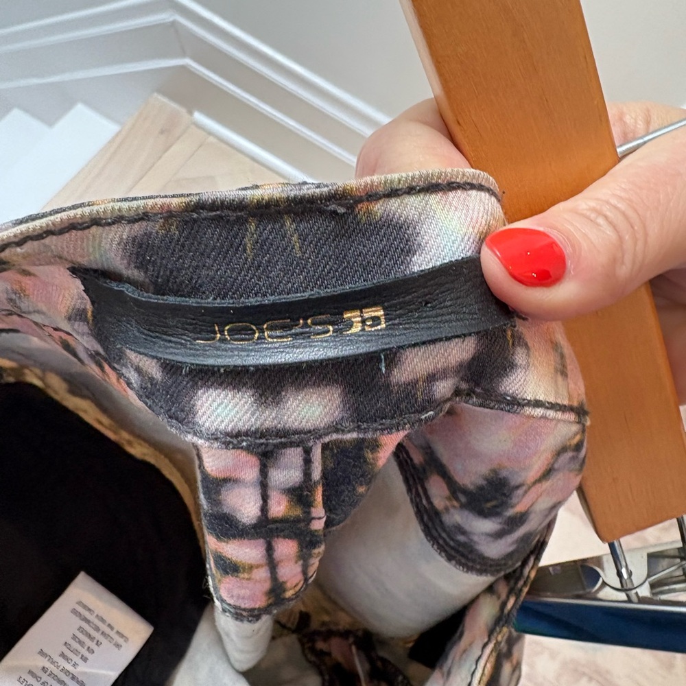 Abstract Patterned Pants - Picture 5 of 5